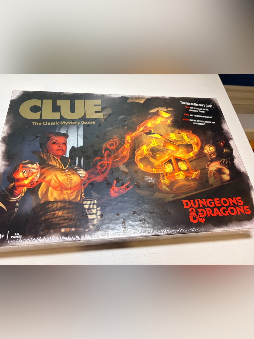 CLUE: Dungeons & Dragons 2019 Edition New But Plastic Wrap Is Ripped